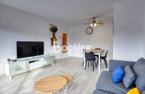 Platja d'Aro Apartment | APARTMENT FOR 4 PEOPLE WITH POOL AND TERRACE NEAR THE BEACH AND SHOPPING AREA