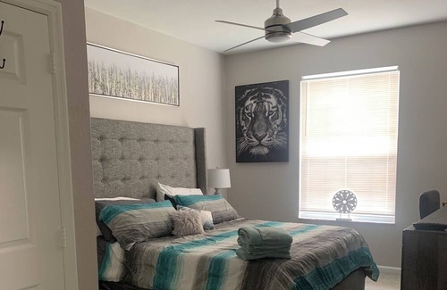 Windsor Palms Condo | CasaComfort-king suite, 5 miles from Disney, heated pool/Jacuzzi in community