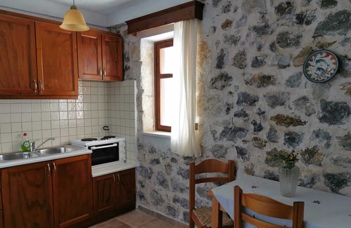 Gortyna Apartment | Nefeli's traditional house - sea view