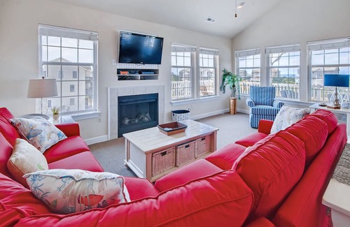 Wind Over Waves House | SOUNDS GOOD 2 ME to book this SOUNDSIDE Salvo home