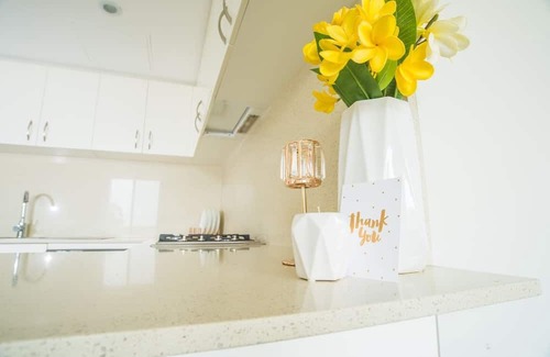 Gordon Apartment | Designed home for ultimate amenities in Gordon