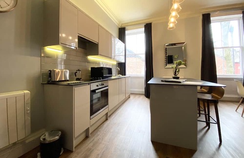 Leeds Apartment | The Waterhouse at Claremont Apartments