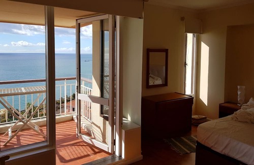 Sao Martinho Apartment | Feel the Sound of the Sea