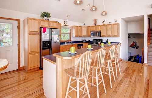 Rodanthe House | On Special - Oceanview Fun for Whole Family, Waves! Pool, Hot Tub, Game Room, Do