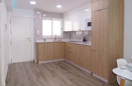 Torre del Mar Apartment | Darú Vistamar Luxur apartment, sea views, pool and beachfront