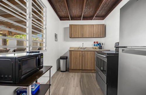 Rio Villa | Private Pool Pet-friendly Steps to the Beach