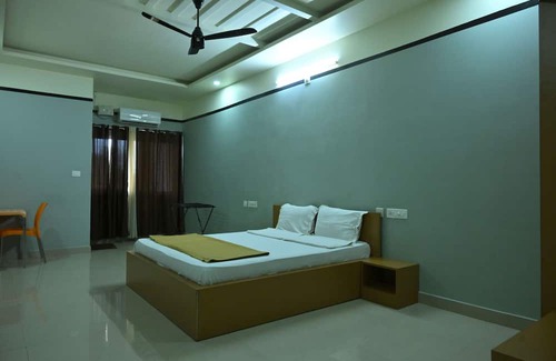 Inna Hotel | Reshma Lodge