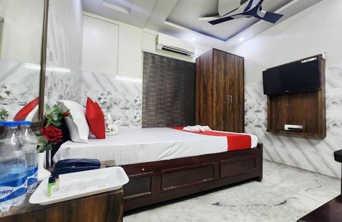 Belgachia Hotel | Anandaloke Residency