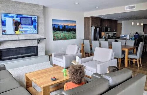 Breckenridge Resort | Grand Colorado on Peak 8 in Breckenridge, COnLuxury Ski In/Out Resortn2 Bedroom