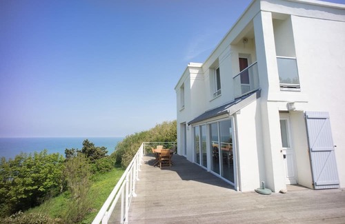 Saint-Pierre-en-Port House | Villa Le Rayon Vert - ST PIERRE EN PORT