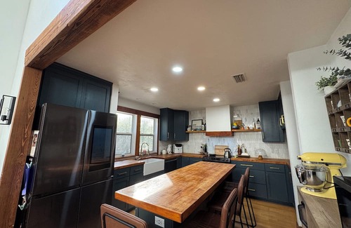 Tallahassee House | Spacious 4-bedroom house with WiFi, AC in fantastic Tallahassee