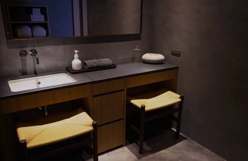 Seki House | Kutokuan is an adult hideaway inn that specializes in rest and recovery, and is limited to one couple per day.
