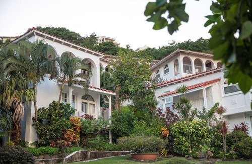 Morne Rouge House | Studio Suite, King at Mount Cinnamon, Sea Views, Refresh on Scenic Balcony