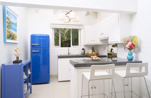 Morne Rouge House | Suite, 1BR at Mount Cinnamon, Enjoy Sea Glimpses and Breeze on Balcony