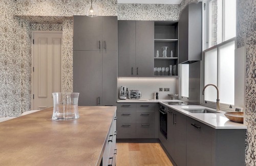 Royal Tunbridge Wells Apartment | Pass the Keys | Luxury flat centrally located