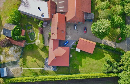 Bad Zwischenahn House | Bungalow for 9 guests with 120m² in Bad Zwischenahn (266620)