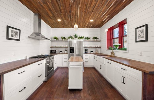 Lompoc House | Tranquil 4-bedroom house with WiFi in lovely Lompoc