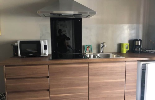 Villeneuve-les-Maguelone Apartment | Studio by the sea near Montpellier