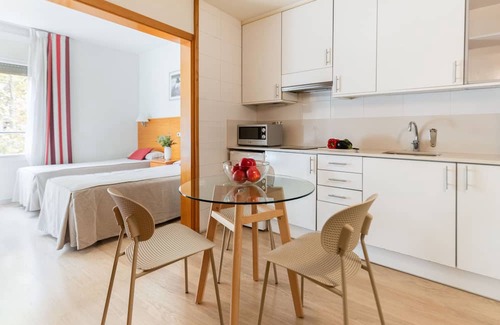 El Baix Guinardo Apartment | Weflating SANT PAU - Standard Apartment