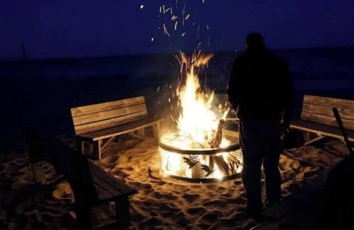 Greenbush Cabin | Cottage #8: Studio Relaxing Lakefront Retreat!nn