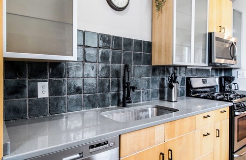 Eckington House | Enamored Eckington Near NoMan