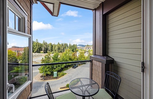 Bear Mountain Resort Condo | Bear Mountain 1bed Condo, Parking, Mountain View!