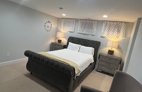 Newington Apartment | Cozy 2-bedroom Basement apartment in charming Lorton near DC
