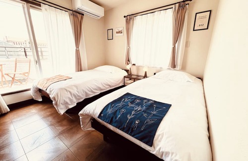 Omihachiman House | Prime Location, Spacious, 2BA, Quiet, 35 Min to Kyoto