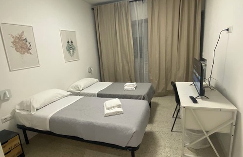 Zona XXIV Fonte Ostiense Apartment | Spazioso Appartamento Lauretino