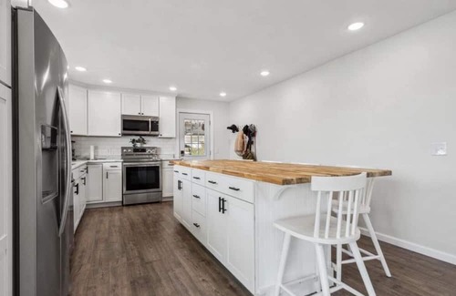Brandt Cabin | Shady Beach Retreat at Lake Cochrane - Gary, SD