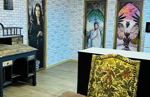 Bompas Apartment | The House of Spells. Unusual, quiet accommodation 10 minutes from the beach