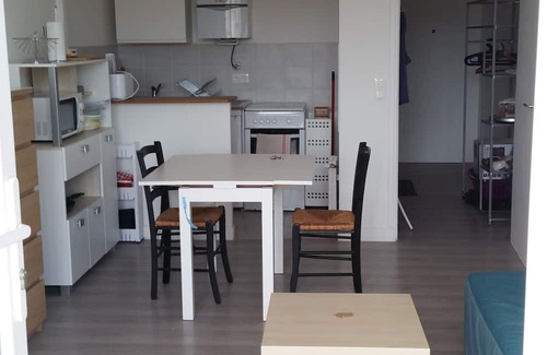 Le Ru Apartment | Studio Avec Balcon Plein Centre Ville