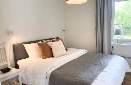 Ljugarn Apartment | Cosy 1 bedroom apartment with private terrace
