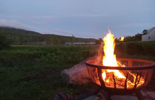 Seal Cove House | Cozy mobile home with WiFi and AC in the most beautiful location in Acadia.