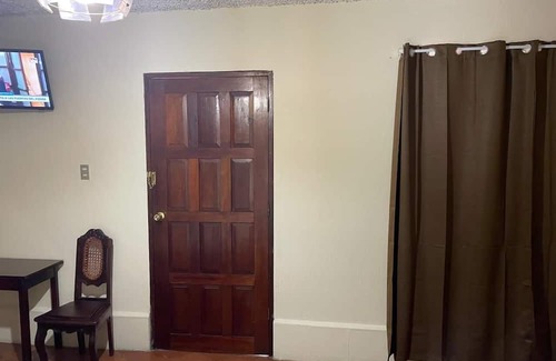 Zona 18 Apartment | Cozy central studio in Ciudad Guatemala w/WiFi, high cleaning/security standards