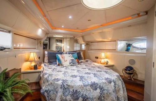 Harbour Island Boat Rental | Livin La Bella Vita-Luxury Yacht -Ace Location