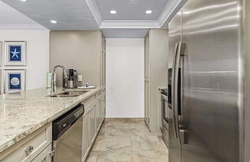 Punta Rassa Condo | Harbour Tower 115: Beach-front Beautiful, High-grade Finished Condo at SanibelHarbour Resort