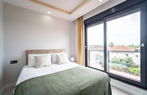 Aksu Apartment | Modern Residence with Shared Pool in Antalya Aksu