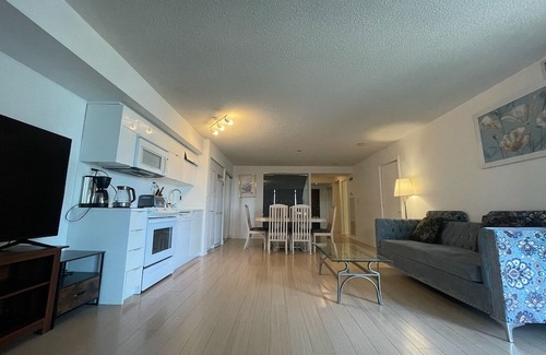 CityPlace Apartment | Toronto downtown suites