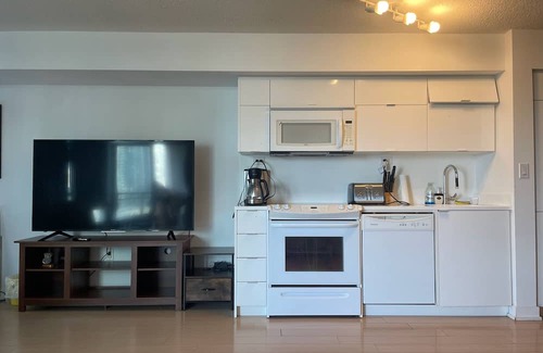CityPlace Apartment | Toronto downtown suites