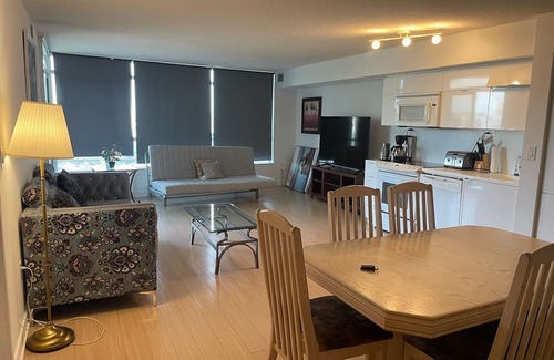 CityPlace Apartment | Toronto downtown suites