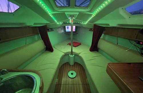 Rochefort Boat Rental | Location Nuitée sur Bateau