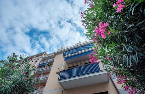 Pra' Apartment | Apartment 'Palmaro' with Balcony and Air Conditioning