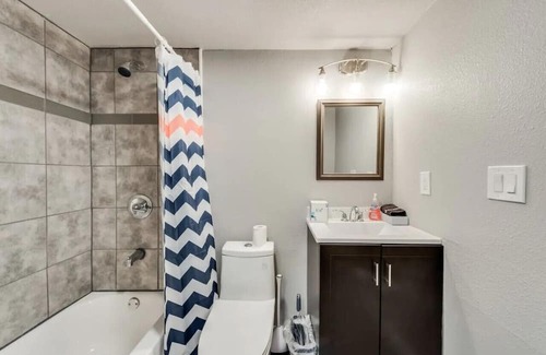 Fort Worth Apartment | Cosy Urban Modern Nest FREEPark 2Beds 5MinDwntwn