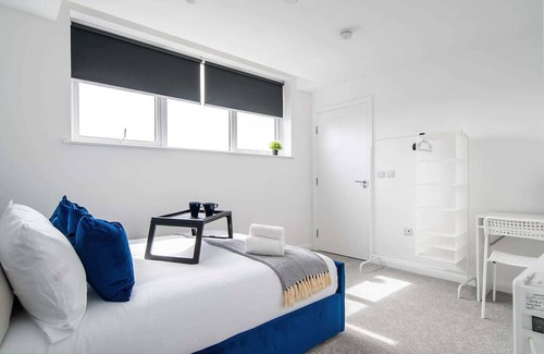 Luton Apartment | Brand New, 2 Bed Penthouse Apartment in Luton 49