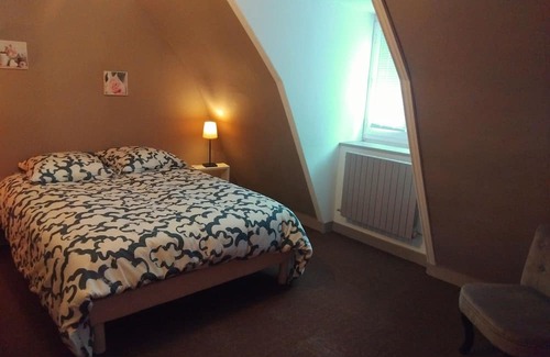 Huelgoat Apartment | Le Nid du Centre, apartment in the heart of Huelgoat, all within walking distance