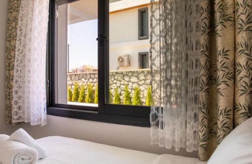 Alacati Villa | Lovely Villa with Private Pool in Alacati, Cesme