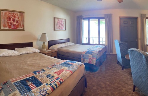 Golconda House | Relax and take in the view