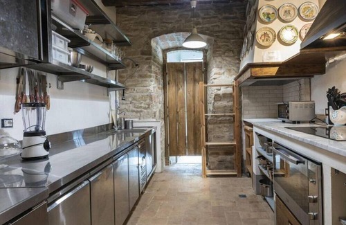 Monteluiano Villa | Villa Minotti Comfortable holiday residence