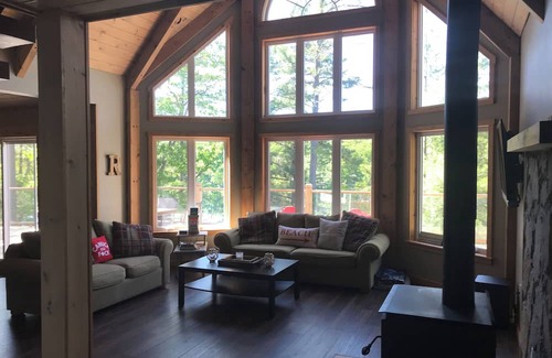 Georgian Bay Cottage | Beautiful newly built, water access only Cottage in Honey Harbour